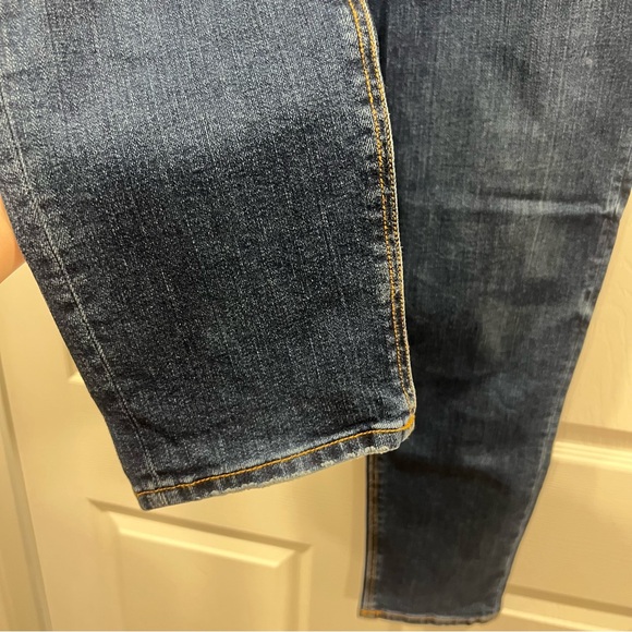 American Eagle Women’s Vintage Hi-Rise Ankle Jeans Size 6 Dark Blue Denim - Picture 5 of 10